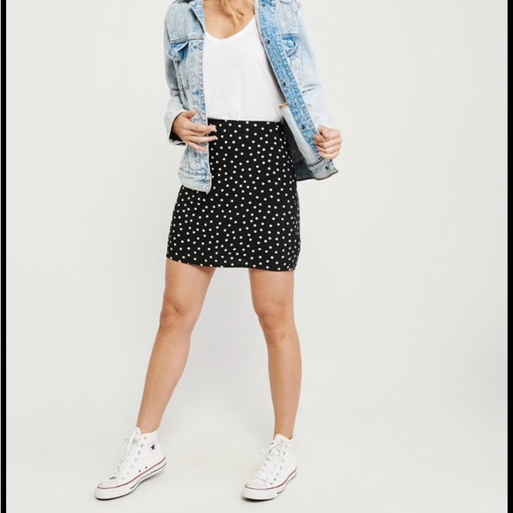 NWT Black and white A&F skirt - Picture 1 of 5